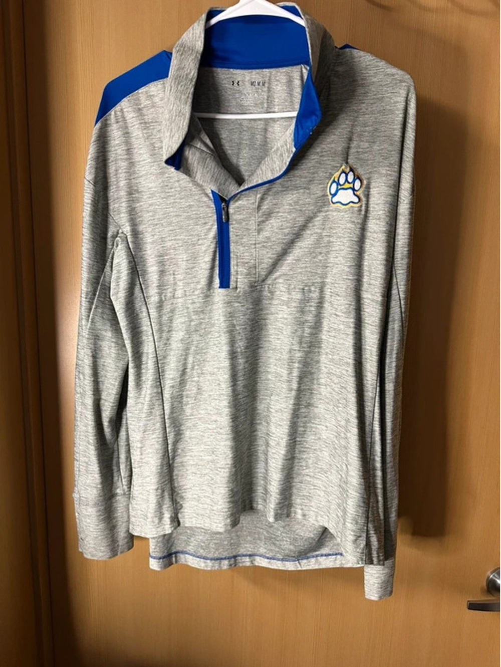 Women’s 3/4 zip jacket